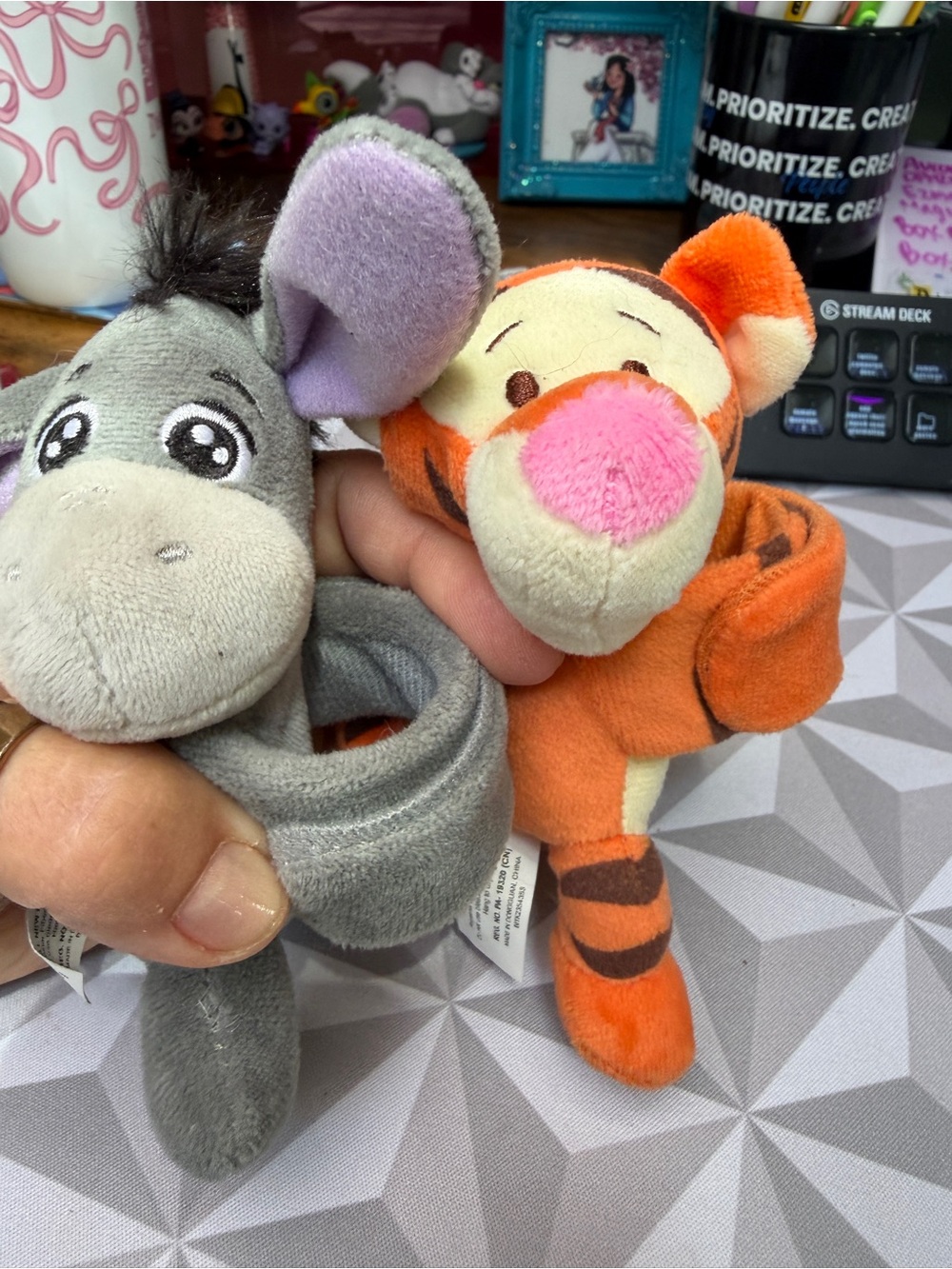 Disney Plush Tigger & Eeyore cutie cuffs